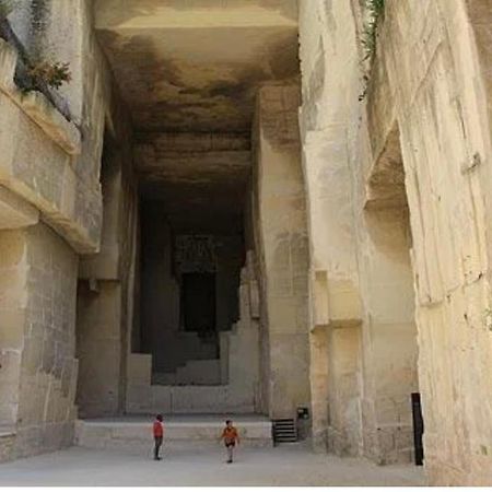 Lou Bonur Les Baux-de-Provence Exterior photo